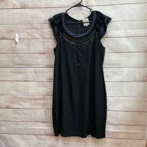 SAVIANA SLEEVELESS BEADED DRESS IN BLACK AND NAVY BLUE - Picture 1 of 6